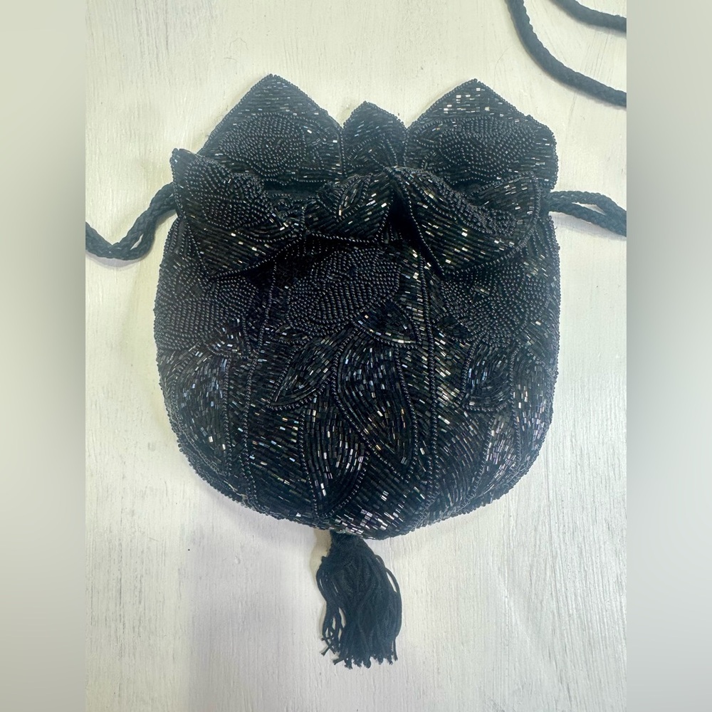 Vintage Black Glass Beaded Evening Purse Floral Drawstring Tassel Cocktail Bag - Picture 3 of 15